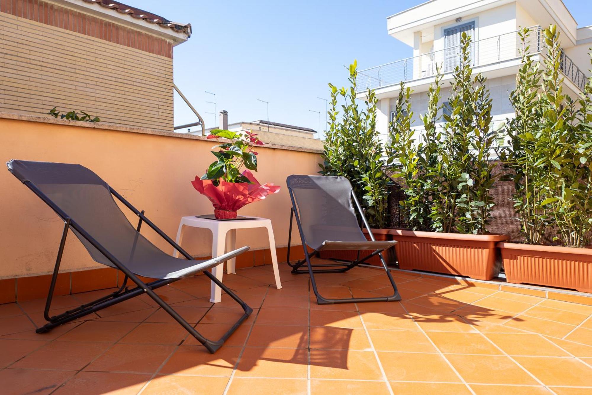 360 Guesthouse - Apartment With Terrace Fiumicino Eksteriør bilde